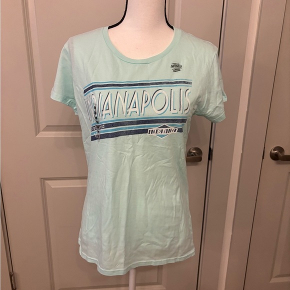 NWT womens light blue Indianapolis Indiana graphic tee size M - Picture 1 of 7